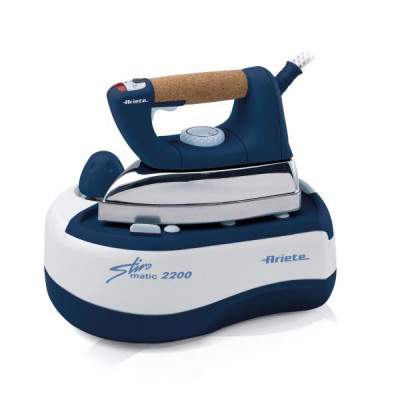 FERRO DA STIRO CON CALDAIA 6257 STIROMATIC 2200 (Ariete)